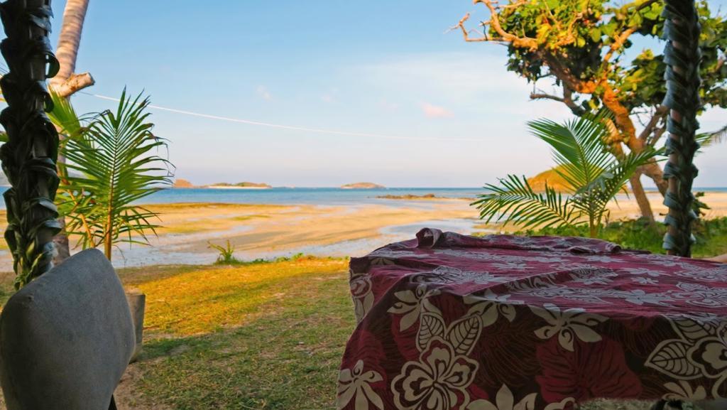 Yasawa Homestays Naisisili Exteriér fotografie
